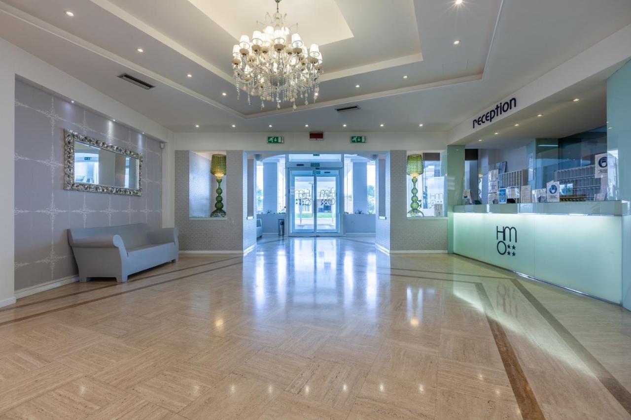 Hotel Mediterraneo Riccione Buitenkant foto